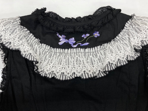 ピンクハウス PINKHOUSE 24SS ストライプ使い ノースリーブ フリル ドレス DRESS レース 刺繍 リボン ピコフリル ロリータ ゴシック パンク BLACK 黒 A2141FAY308 ワンピース 花・植物 ブラック 104LT-204