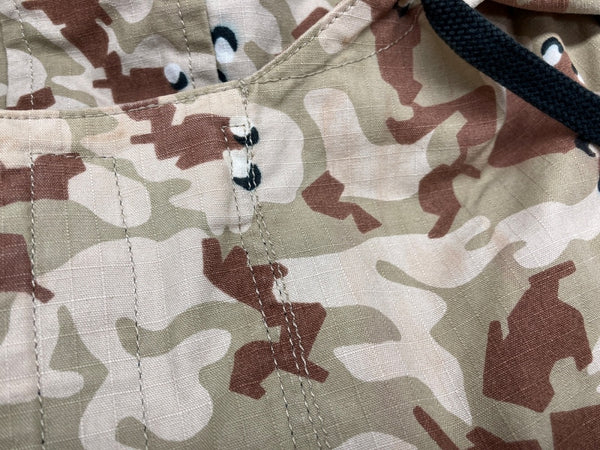 アベイシングエイプ A BATHING APE 90s 初期 リップストップ デザートカモ RIPSTOP MAD FACE DESERT CAMO PARKA ECWCS マウンテンパーカー フーディ 迷彩柄 グリーン系 ベージュ系 ジャケット 総柄 カーキ 104MT-1818