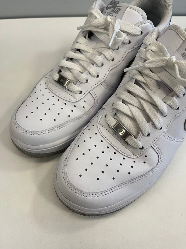 ナイキ NIKE Air Force 1 '07 White/Light Smoke Grey エアフォース1 '07 ホワイト/ライトスモークグレー FJ4146-100 メンズ靴 スニーカー ホワイト 26.5cm 101sh-2253