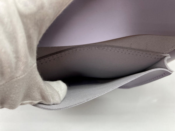 ドクターマーチン Dr.Martens ボウ バッグ ショルダーバッグ バックパック リュック カードスロット付 メダリオン リボン型 レザー PURPLE パステルカラー AD106774 バッグ レディースバッグ 2way・3wayバッグ ロゴ パープル 104B-82