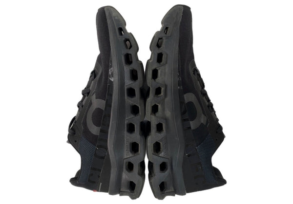 オン On Cloudmonster クラウドモンスター ランニング ローカット シューズ 黒 メンズ靴 スニーカー ブラック 27cm 104S-805