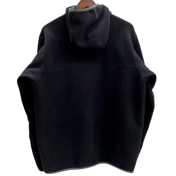 【曜日割引対象外】 パタゴニア PATAGONIA 17年製 シンチラ スナップT フーディー 25462 パーカ ブラック Lサイズ 201MT-4769 VB