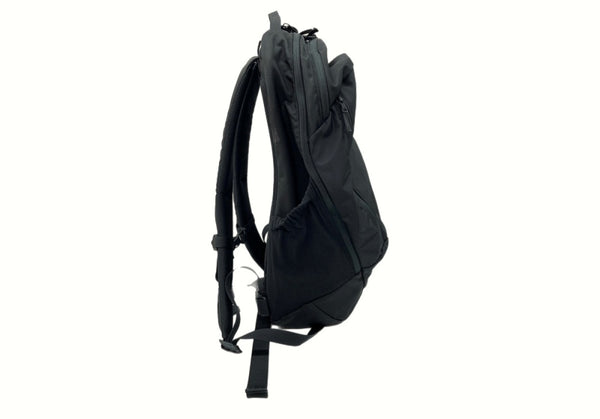 アークテリクス ARC'TERYX MANTIS 26 BACKPACK マンティス バックパック リュックサック 黒 25815-133837 バッグ メンズバッグ バックパック・リュック ロゴ ブラック 104bag-22