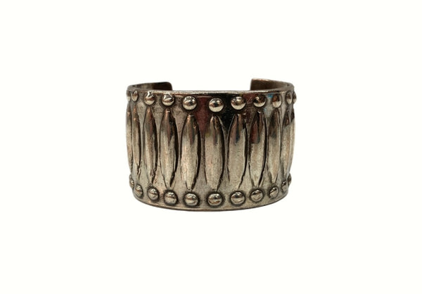 ファンタスティックマン FANTASTIC MAN Wide Silver Bangle ワイド シルバー バングル スタッズ エンボス ブレスレット 925 銀 メンズジュエリー・アクセサリー バングル 無地 シルバー 104A-33