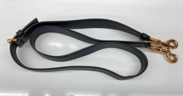 マーク・ジェイコブス MARC JACOBS Leather Messenger Bag ロック ザット レザー メッセンジャー クロスボディ 斜め掛け BLACK 黒 M0014783 001 バッグ レディースバッグ ショルダーバッグ・メッセンジャーバッグ ロゴ ブラック 104B-62