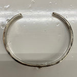 【曜日割引対象外】【中古】アリゾナフリーダム ARIZONA FREEDOM 太陽神 唐草 石付き メンズジュエリー・アクセサリー バングル シルバー 201goods-795 VB