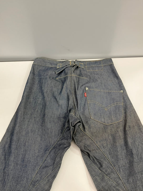 リーバイス Levi's 00's Y2K ENGINEERED JEANS LOOSE エンジニアジーンズ 立体裁断 3D シンチバック 片ポケ カーブパンツ バナナパンツ 日本製 00002-0835 デニム ブルー 30×32 101MB-746