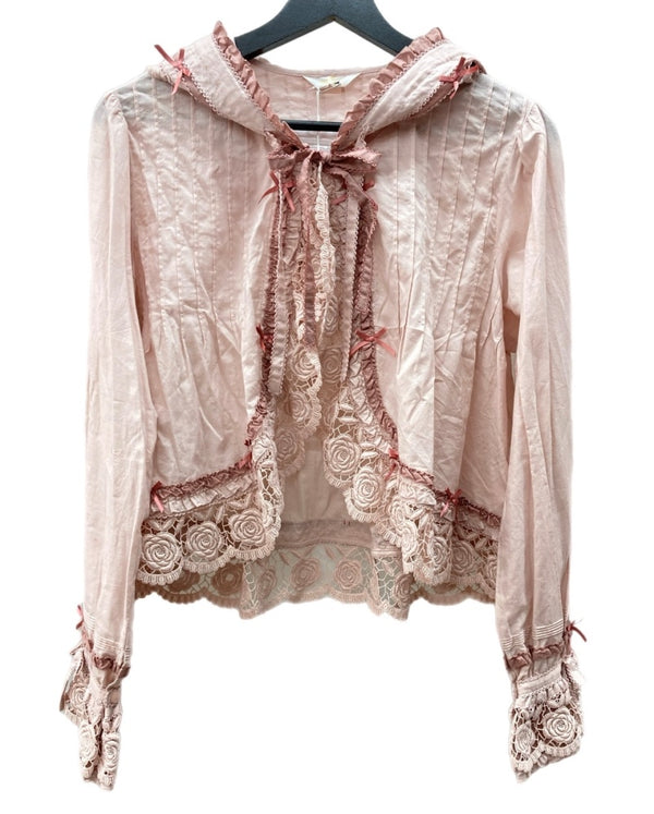 ピンクハウス PINKHOUSE 24AW ローズレース使い フード付 長袖 ブラウス ボレロ フリルスリーブ リボン ミニサテン ピコフリル レース ティアード ROSE コットン 綿 ロリータ ゴスロリ PINK A2143FB 367 カーディガン 花 ピンク 104LT-245