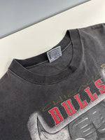 ヴィンテージ vintage 90s 1993 NBA 3PEAT Champions US古着 CHICAGO BULLS シカゴブルズ 墨黒 シングルステッチ Tシャツ ブラック Lサイズ 101MT-4828