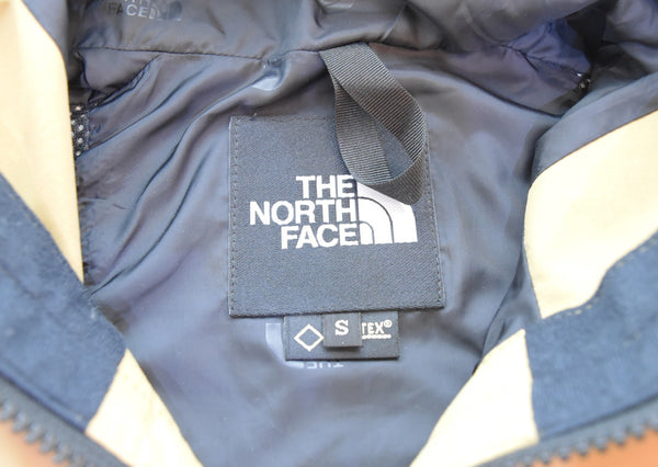 ノースフェイス THE NORTH FACE  Mountain Light Jacket GORE-TEX ゴアテックス マウンテンライト ジャケット マウンテンパーカー NP11834 ジャケット ベージュ Sサイズ 103MT-3282