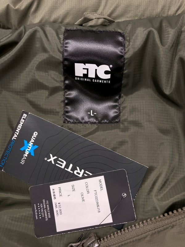 エフティーシー FTC PERTEX DOWN JACKET パーテックス ダウン ジャケット OUTER アウター KHAKI 緑 GREEN グリーン FTC022AWJ18 ジャケット ワンポイント カーキ Lサイズ 104MT-683