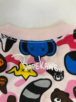 ア ベイシング エイプ A BATHING APE × KAWS カウズ animal kingdom アニマルキングダム BABY MILOマイロ  Tシャツ ピンク Lサイズ 101MT-3452