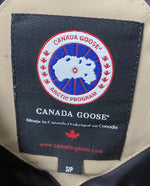 カナダグース CANADA GOOSE ダウンジャケット 68F8490 ロゴ ベージュ Sサイズ 201MT-2529