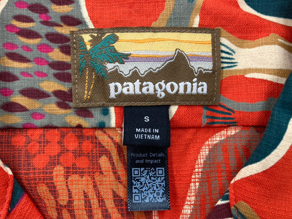 パタゴニア Patagonia Tidal Threads Camp Shirt タイダル スレッズ キャンプ シャツ アロハ 開襟 オープンカラー 魚柄 52567SP25 半袖シャツ 総柄 オレンジ Sサイズ 104MT-1951