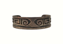 インディアンジュエリー Indian Jewelry Hopi Tribe Sterling Silver Bracelet ホピ族 スターリング シルバー ブレスレット バングル 腕輪 銀 メンズジュエリー・アクセサリー バングル 総柄 シルバー 104A-17