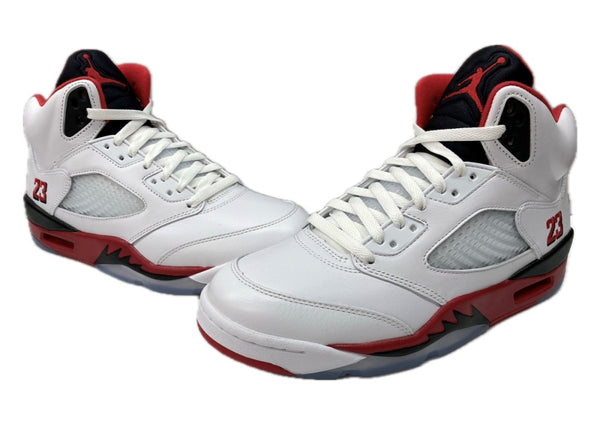 ナイキ NIKE 25年製 AIR JORDAN 5 FIRE RED BLACK TONGUE エア ジョーダン ファイヤー レッド ブラックタン AJ5 シューズ 白 赤 黒 HQ7978-101 メンズ靴 スニーカー ホワイト 27cm 104S-1026