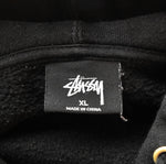ステューシー STUSSY STOCK LOGO HOODIE ストック ロゴ フーディー センターロゴ 刺繍 プルオーバー  XL パーカ ブラック LLサイズ 103MT-2418