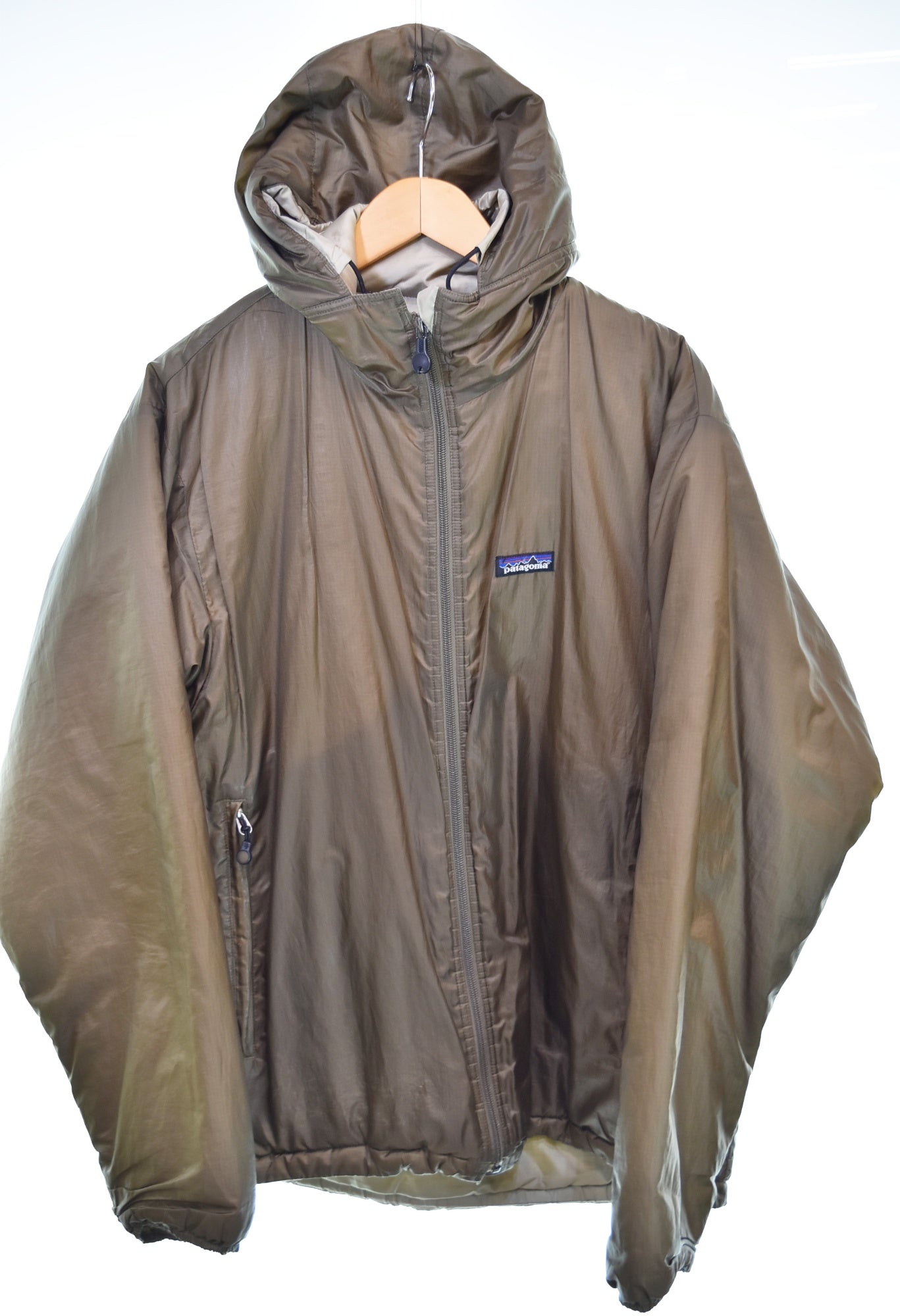 Patagonia パフボールセーター　XL コヨーテ パタゴニア を着る』 . パフボールセーター ダスパーカーより値段がお