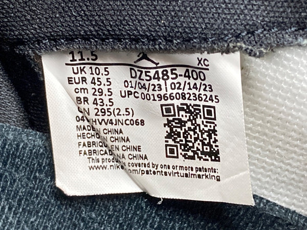 ナイキ NIKE 23年製 AIR JORDAN 1 HIGH OG UNIVERSITY BLUE エア ジョーダン ハイ ユニバーシティ ブルー AJ1 白 青 黒 DZ5485-400 メンズ靴 スニーカー ブルー 29.5cm 104S-944