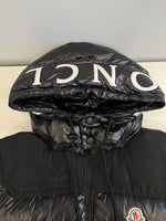 モンクレール MONCLER 22 MONCLER GENICHI GILET ロゴ ダウンベスト 2WAY フード着脱 黒 サイズ2 ベスト ブラック 101MT-5413