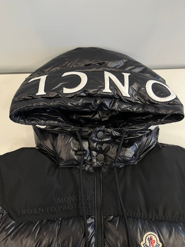 モンクレール MONCLER 22 MONCLER GENICHI GILET ロゴ ダウンベスト 2WAY フード着脱 黒 サイズ2 ベスト ブラック 101MT-5413