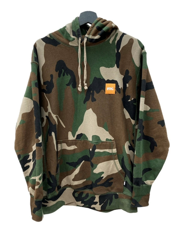 エフティーシー FTC BOX LOGO PULLOVER HOODY ボックス ロゴ プルオーバー フーディ パーカー 迷彩  FTC025SPSW01 パーカ カモフラージュ・迷彩 マルチカラー Lサイズ 104MT-2316