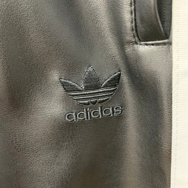 アディダス adidas フェイクレザー アディカラー スリーストライプス ファイヤー バード トラックパンツ  IZ4038 ボトムスその他 ブラック Lサイズ 201MB-1031