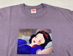 シュプリーム SUPREME 24AW Snow White Tee  Disney スノー ホワイト Tシャツ ディズニー 白雪姫 紫 Tシャツ プリント パープル XLサイズ 104MT-1297