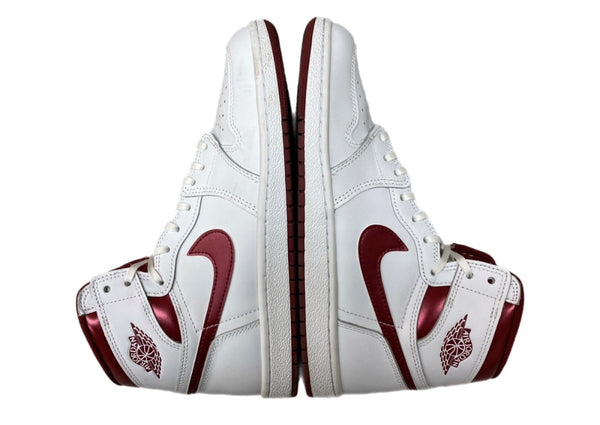 ナイキ NIKE 23年製 AIR JORDAN 1 HIGH 85 METALLIC BURGUNDY エア ジョーダン ハイ メタリック バーガンディ AJ1 シューズ 白 赤 BQ4422-161 メンズ靴 スニーカー ホワイト 27.5cm 104S-999