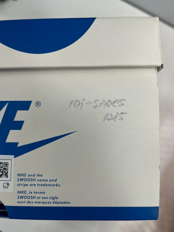 ジョーダン JORDAN Travis Scott × Fragment × Nike Air Jordan 1 Low OG SP Military Blue トラヴィススコット × フラグメント × ナイキ エアジョーダン1 ロー OG SP ミリタリー ブルー DM7866-140 レディース靴 スニーカー ホワイト 23.5cm 101sh-2105