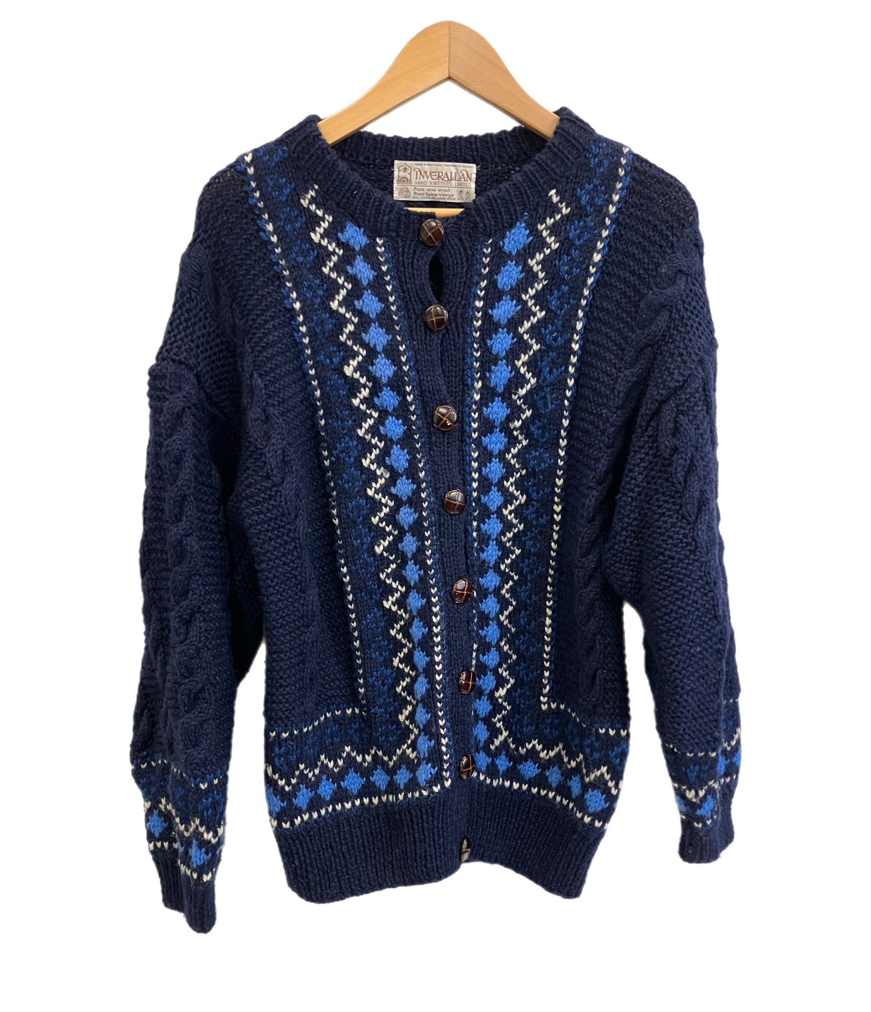 【美品】インバーアラン　 別注　ウッドボタン　ウール　ニット カーディガン　黒 美品】インバーアラン 別注 ウッドボタン ウール ニット カーディガン 黒