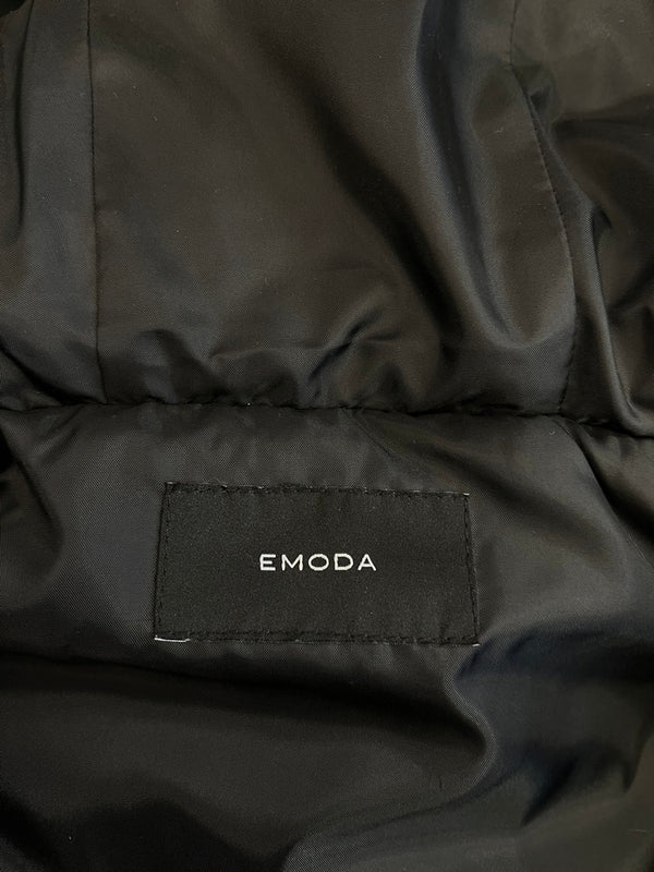 エモダ EMODA 2WAYオーバーフードダウン ダウンジャケット ダウンベスト 黒 042410230101-01 ジャケット ブラック フリーサイズ 101LT-201