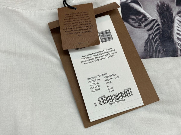 バーバリー Burberry LOVE SWAN T-SHIRT 半袖 カットソー クルーネック フォト モンタージュ WHITE 白 8031311 Tシャツ プリント ホワイト Sサイズ 104MT-257