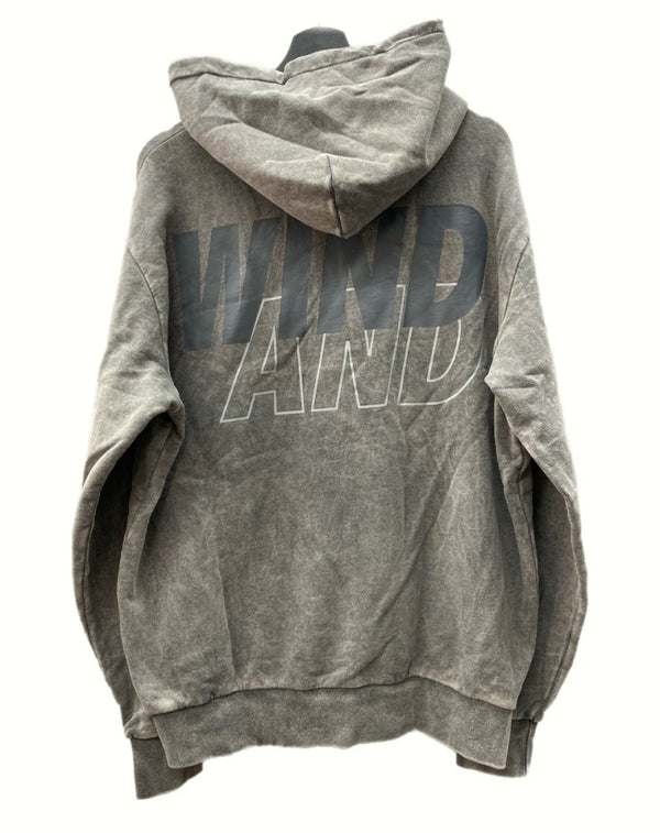 ウィンダンシー WIND AND SEA SEA SULFER HOODIE シー サルファー フーディー プルオーバー パーカー プリント  チャコール 灰色 WDS-O-SIG-24-Q1-CS-01 パーカ ロゴ グレー Lサイズ 104MT-582