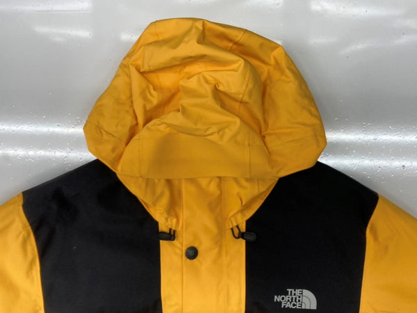 ザノースフェイス THE NORTH FACE MOUNTAIN PARKA マウンテン パーカー ダブルジップ フーディ アウトドア アウター ジャケット 黄 NF0A3BCD ジャケット ロゴ イエロー Mサイズ 104MT-2195