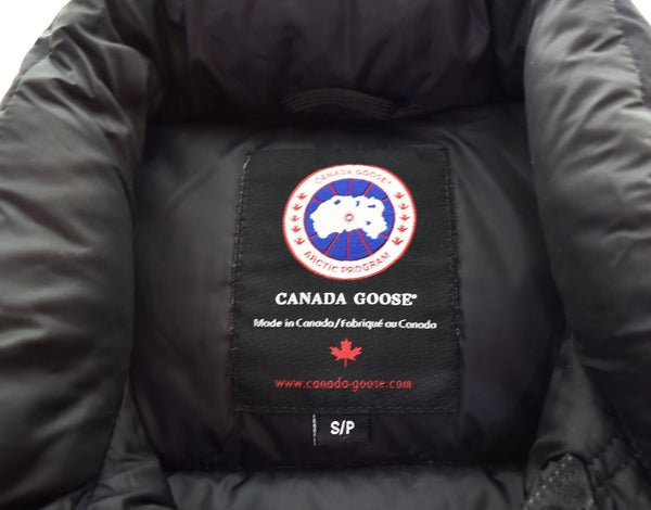 カナダグース CANADA GOOSE down vest ロゴ 刺繍 ダウンベスト黒 68F8490 ベスト ブラック Sサイズ 103MT-2820