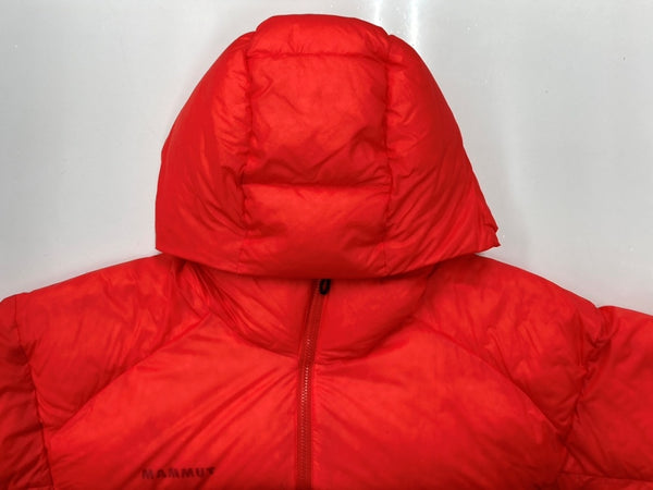 マムート MAMMUT MERON IN HOODED JACKET メロン インサレーション フーデット ジャケット ダブルジップ アウトドア アウター 赤 1013-00741 ジャケット ロゴ レッド Lサイズ 104MT-2168