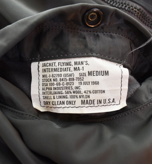アルファ インダストリーズ ALPHA INDUSTRIES MA-1 フライト ジャケット 1968年 忠実復刻 モデル SCOVILL ZIP スコービル ジップ  8415-818-7352 ジャケット カーキ Mサイズ 103MT-2295