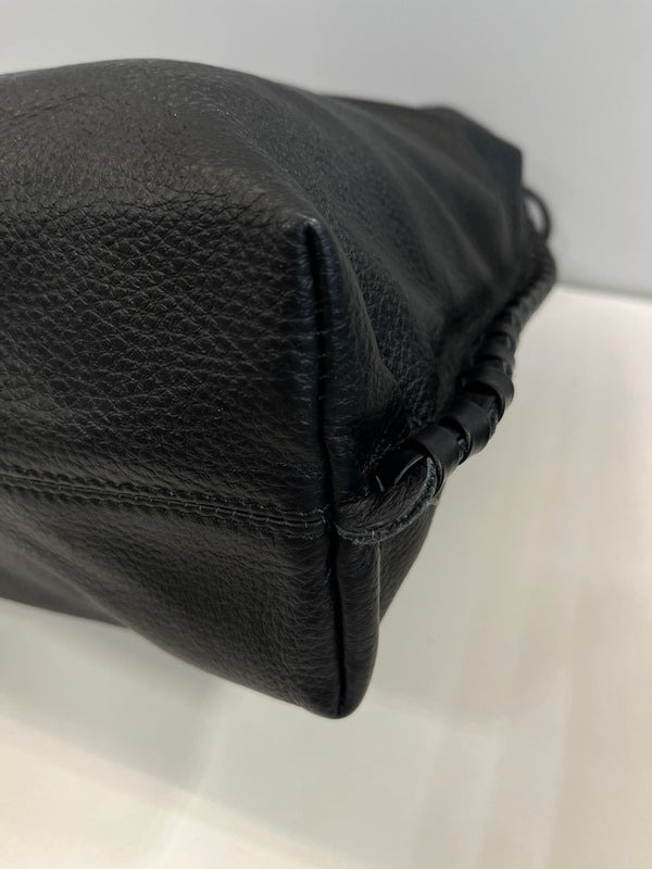 イアパピヨネ ear PAPILLONNER バックル 巾着ショルダーバッグ  本革 黒 2Way EAZ1021212A0008 バッグ レディースバッグ ショルダーバッグ・メッセンジャーバッグ ブラック 101bag-218