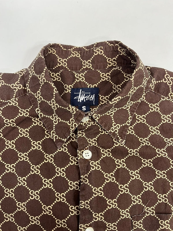 ステューシー STUSSY 90s 90's OLD STUSSY モノグラム 総柄 紺タグ USA製 SSリンクロゴ 半袖シャツ ベージュ Sサイズ 101MT-5000