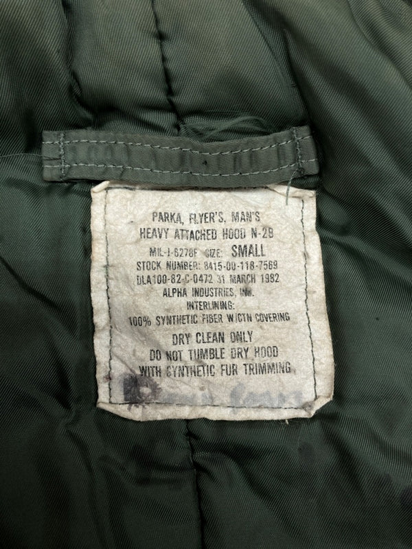 アルファインダストリーズ ALPHA INDUSTRIES N-2B FLIGHT JACKET フライト ジャケット ジップアップ ファー 短丈 軍物 ARMY ミリタリー アウター 緑 ジャケット 無地 グリーン Sサイズ 104MT-1915