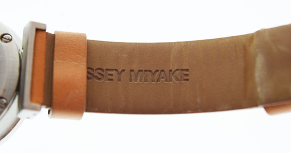 イッセイミヤケ ISSEY MIYAKE W-mini ダブリュミニ 和田智デザイン腕時計  メンズ腕時計ブラウン 103T-53