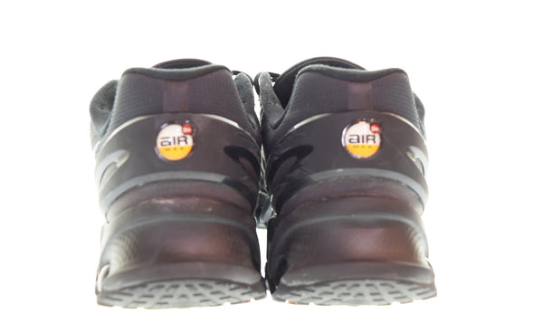 ナイキ NIKE Air Max DN8 Triple Black エアマックスDN8 FQ7860-002 メンズ靴 スニーカー ブラック 30cm 103S-1330