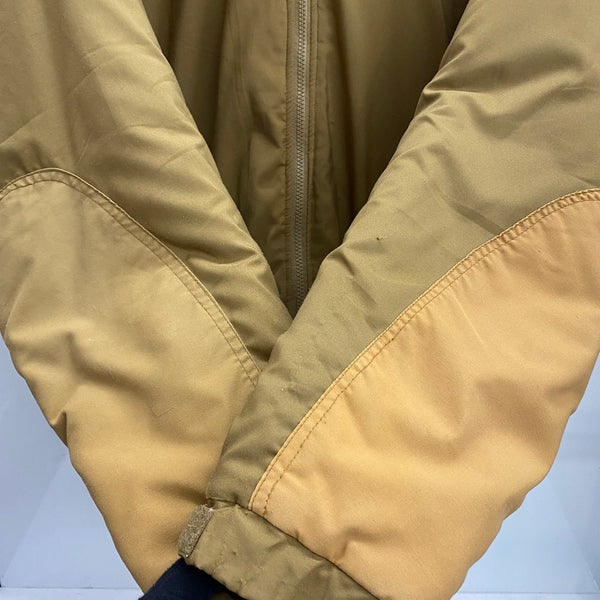 【曜日割引対象外】 ワイルドシングス WILDTHINGS プリマロフト ハッピースーツ コヨーテカラー USA製 ジャケット ベージュ Sサイズ 201MT-4714 VB