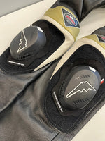 クシタニ KUSHITANI レザーパンツ バイカーパンツ ツーリング バイク用品 黒 膝プロテクター ボトムスその他 ブラック 101MB-780