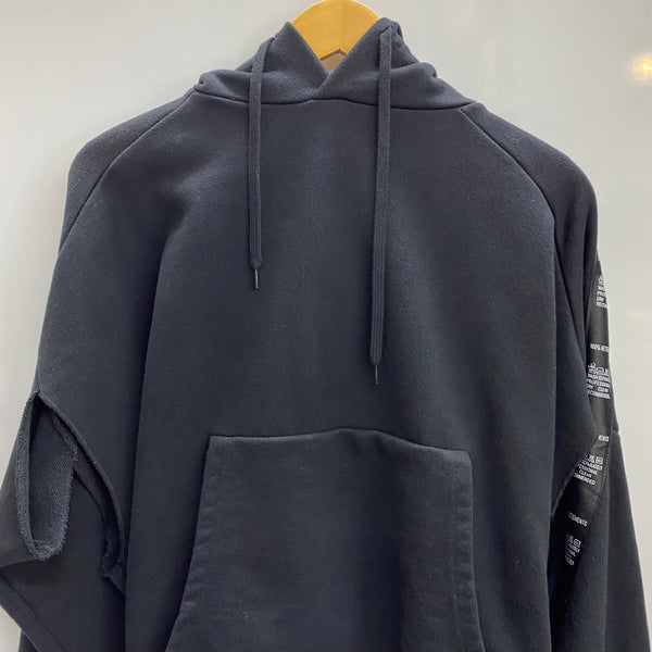ヴェトモン VETEMENTS 18SS Tape Hoodie アシンメトリー パーカ ブラック Sサイズ 201MT-4023