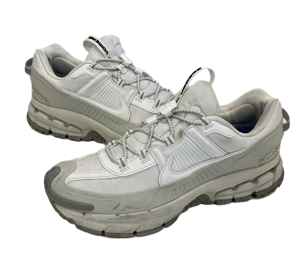 ナイキ NIKE ZOOM VOMERO ROAM ズーム ボメロ ローム HV5951-100