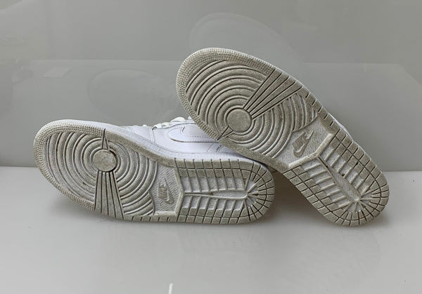 ナイキ NIKE エア ジョーダン 1 ミッド 'トリプル ホワイト' AIR JORDAN 1 MID GS 'TRIPLE WHITE' 554725-130 メンズ靴 スニーカー ホワイト 23.5サイズ 201-shoes897