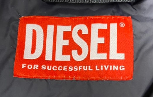 ディーゼル DIESEL ウィンタージャケット モノグラム 脱着 フード A10489-0DNAU W-ROLFYS-MON ジャケット ブラック 52サイズ 201MT-2645