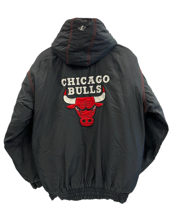 US US古着 Chicago Bulls シカゴ ブルズ 中綿ジャケット 赤 黒 ジャケット ブラック 101MT-5390